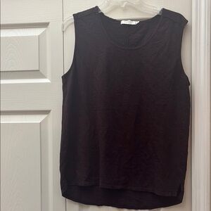 Mododoc Sleeveless Top in Eggplant, size Medium